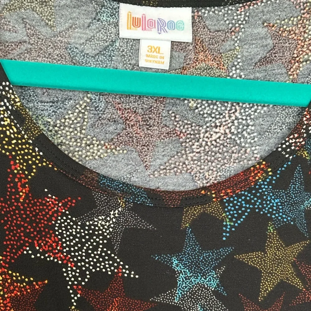 Star Patterned Multicolor Top - Picture 2 of 3